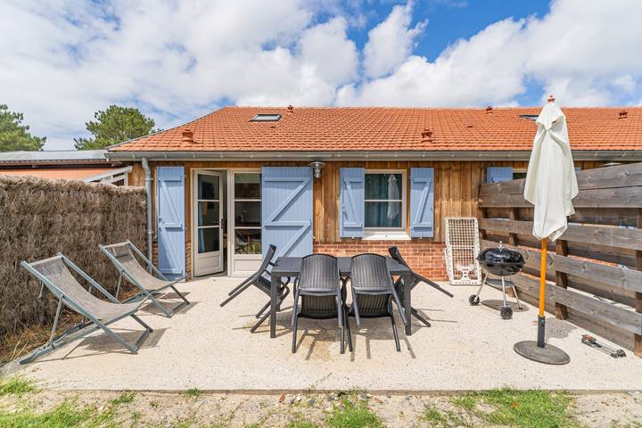 Gîte pour 2 personnes, avec jardin et piscine, adapté aux familles à Naujac-sur-Mer - 3
