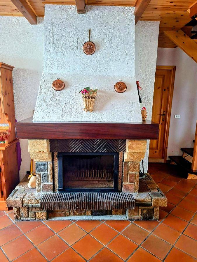 Gîte pour 8 personnes, avec Balcon ainsi que Terrasse et Vue à Pievepelago