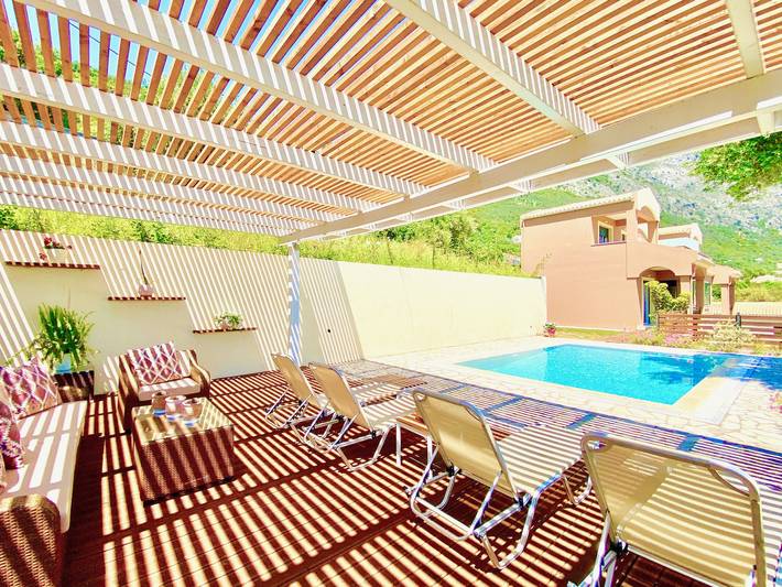 Villa pour 4 personnes dans Mparmpati