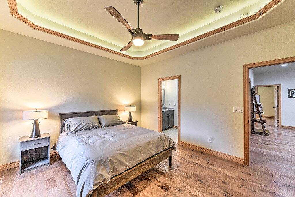 Buena Vista Home mit zentraler Klimaanlage, 1 Block zur Main St in Buena Vista, Chaffee County