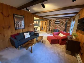 Vacation House for 8 Guests in Londonderry, Green Mountain National Forest, Picture 4