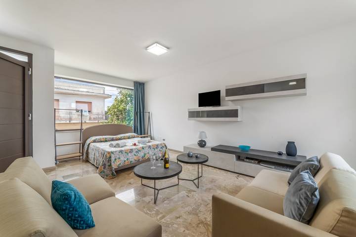 Hotel für 4 Personen, mit Pool - 1