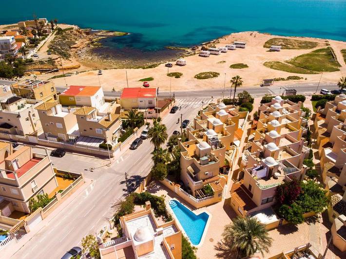 Holiday home for 5 people, with view and pool as well as garden - 1