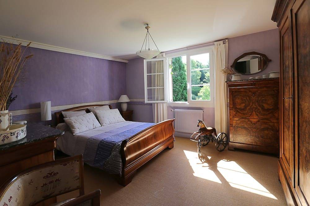 Zwischen Weinstraße und Morvan, geräumiges Ferienhaus mit Pool, deal zum Treffen in Autun, Autun und Umgebung