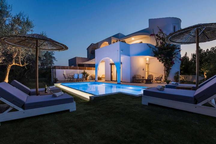 Ferienhaus für 6 Personen, mit Garten und Balkon in Afantou