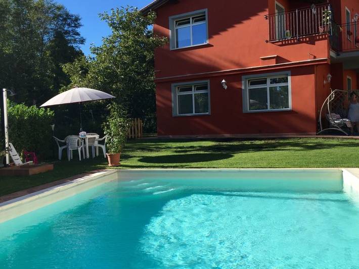 Appartamento vacanze per 8 persone, con giardino e terrazza nonché piscina - 1