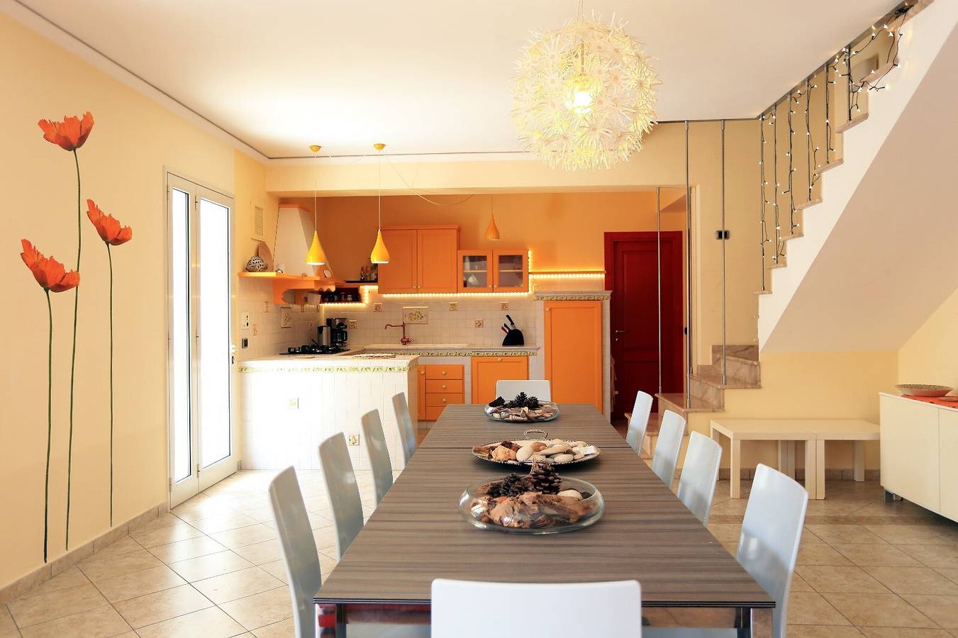 Villa 'Magda' con piscina privata, Wi-Fi e aria condizionata in Marina di Ragusa, Provincia di Ragusa