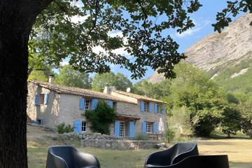 Ferienhaus für 6 Personen, mit Garten, mit Haustier in Alpes-de-Haute-Provence