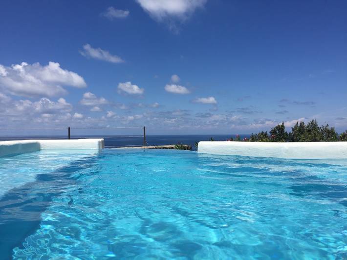 Villa for 8 people, with garden and terrace as well as view in Ischia