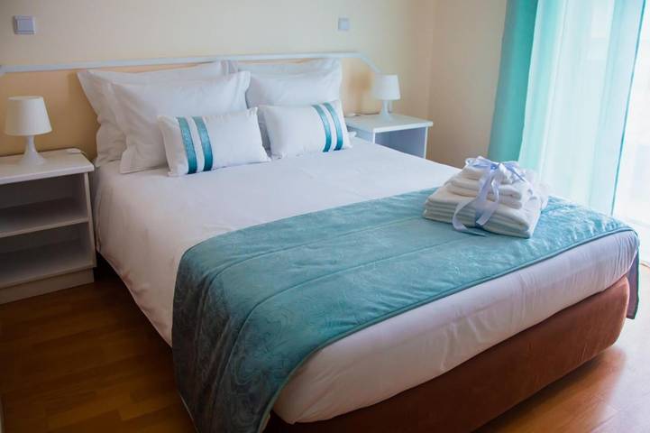 Location de vacances pour 2 personnes, avec vue ainsi que jardin et balcon dans Coimbrão - 3