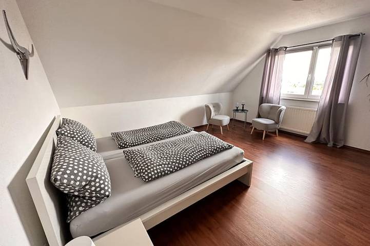 Ganze Wohnung, Ferienwohnung 75m2 bis 5 Personen modern und familienfreundlich in Quedlinburg in Quedlinburg, Harzvorland