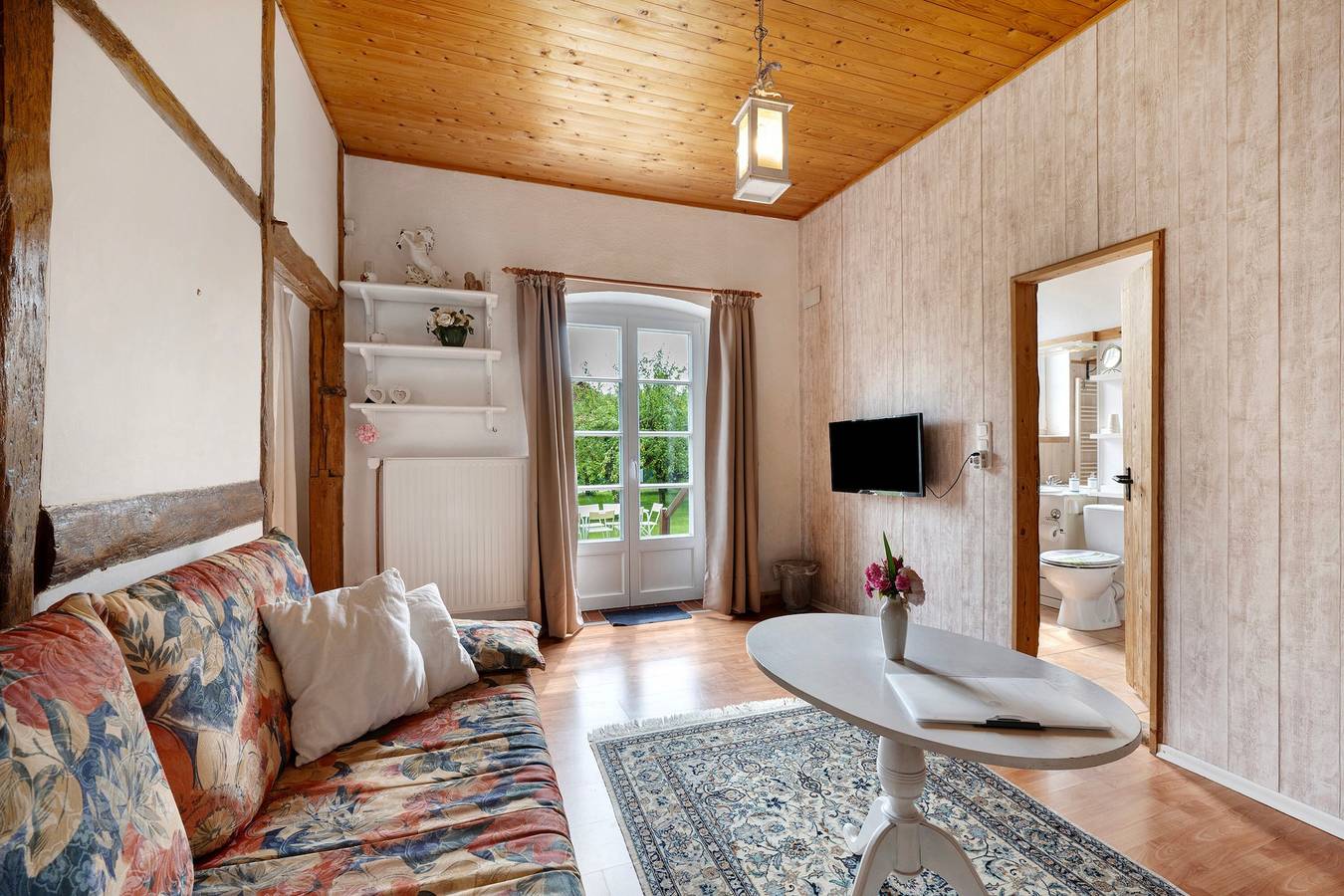 Ganze Wohnung, Ferienwohnung 'Fachwerkzimmer' mit Gemeinschaftsgarten und Wlan in Schlagsdorf, Nordwestmecklenburg (Wismar und Umgebung)