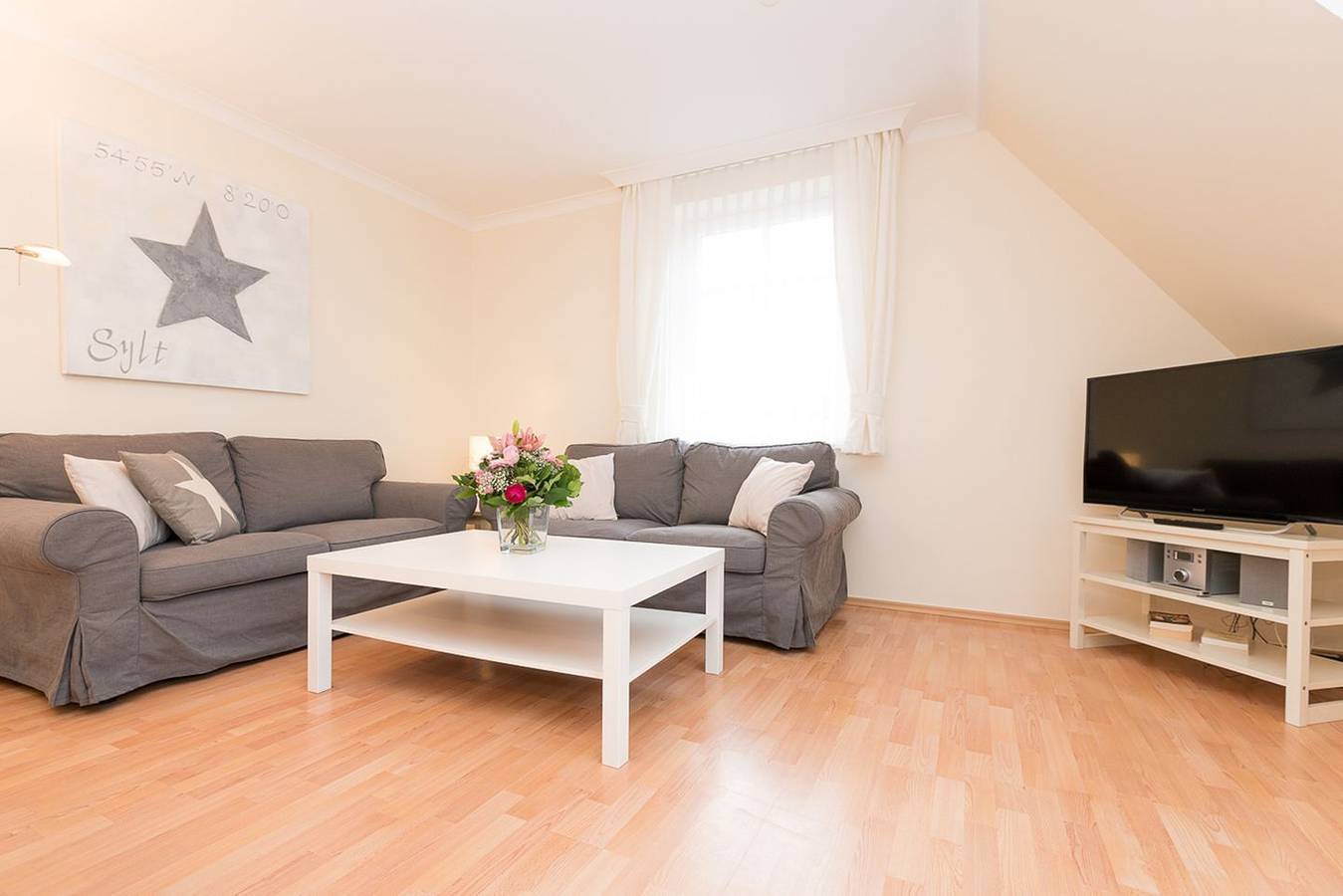 Ganze Wohnung, 3-Zimmer-Whg. im Og in ruhiger Lage in Alt-Westerland in Westerland, Sylt (Gemeinde)