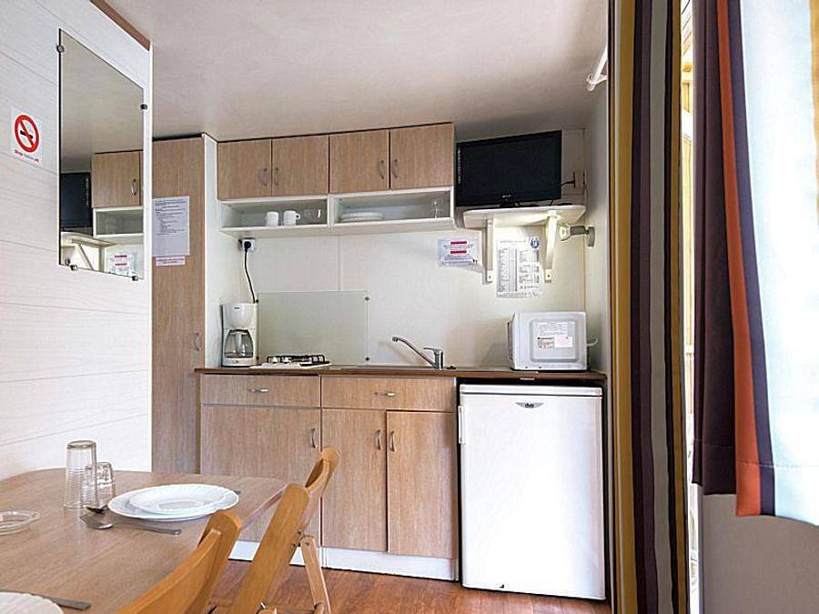 Camping Paradis - Vallespir - Mobilhome 2 personnes - Colchique in Arles-sur-Tech, Région de Céret