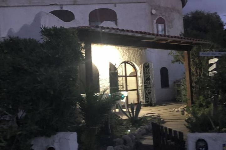 Ganze Wohnung, Pet friendly,close to wild beaches in Sa Rocca Tunda, San Vero Milis