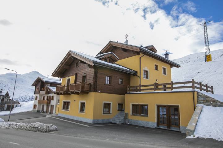 Hütte für 5 Personen, mit Balkon in Livigno