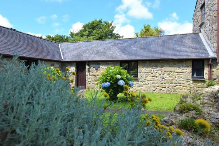 Ferienhaus für 5 Personen, mit Terrasse und Garten sowie Pool in Cornwall