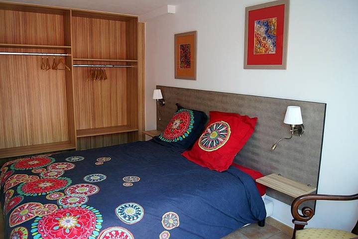 Chambre d’hôte pour 2 personnes, avec Terrasse ainsi que Jardin et Piscine dans le Var - 4