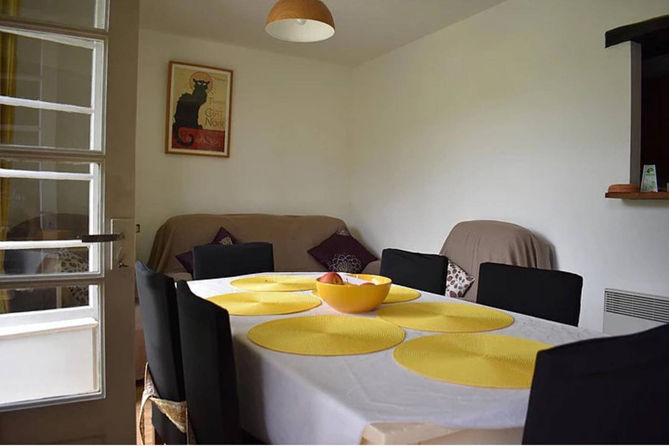 2Bed Cottage Sleeps 4 - Garden, Patio, Pets in Le Bugue, Périgord Noir