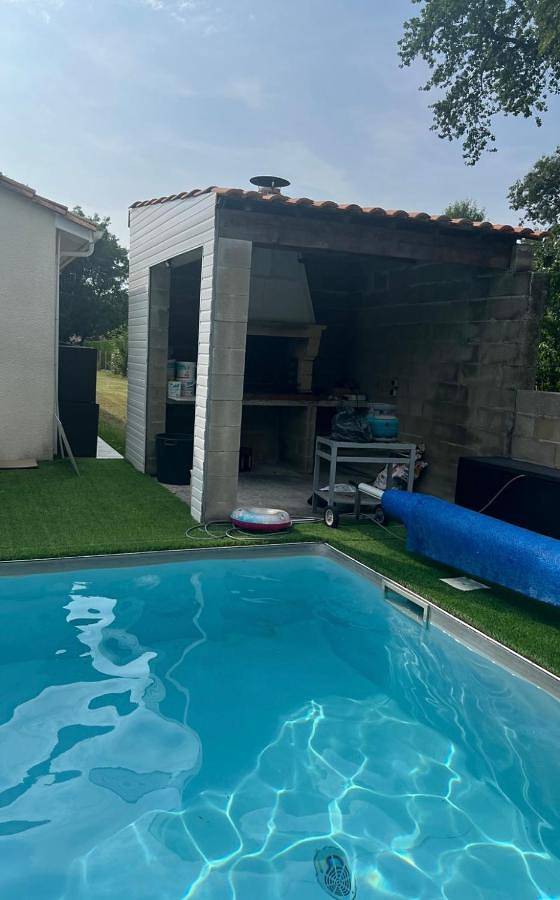 Location de vacances pour 4 personnes, avec piscine ainsi que terrasse et jardin à Ordonnac - 4