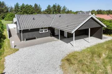 Ferienhaus für 6 Personen, mit Terrasse und Whirlpool sowie Sauna in Dänemark
