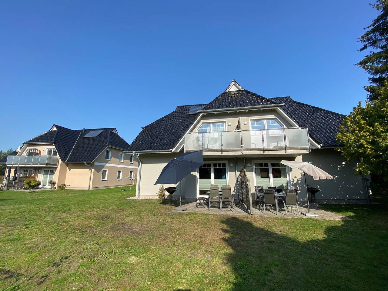 Ganze Wohnung, Country - Balkon, Hunde erlaubt, Boddennah, Wlan, Ostsee 6 km entfernt in Born a. Darß, Born am Darß