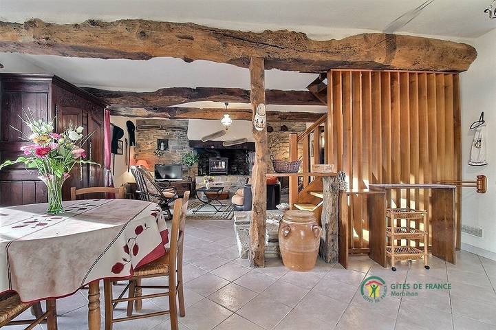 Gîte pour 5 personnes, avec terrasse et jardin à Inzinzac-Lochrist - 2