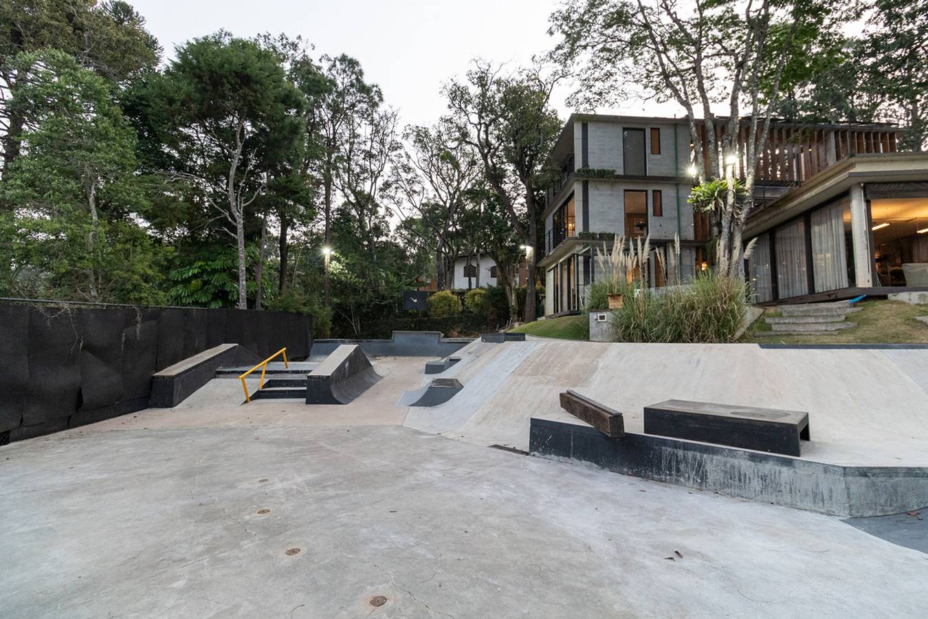 Blaze's Skatehouse: Eco-spa e Refúgio- Atibaia, Sp in Atibaia, São Paulo (state)