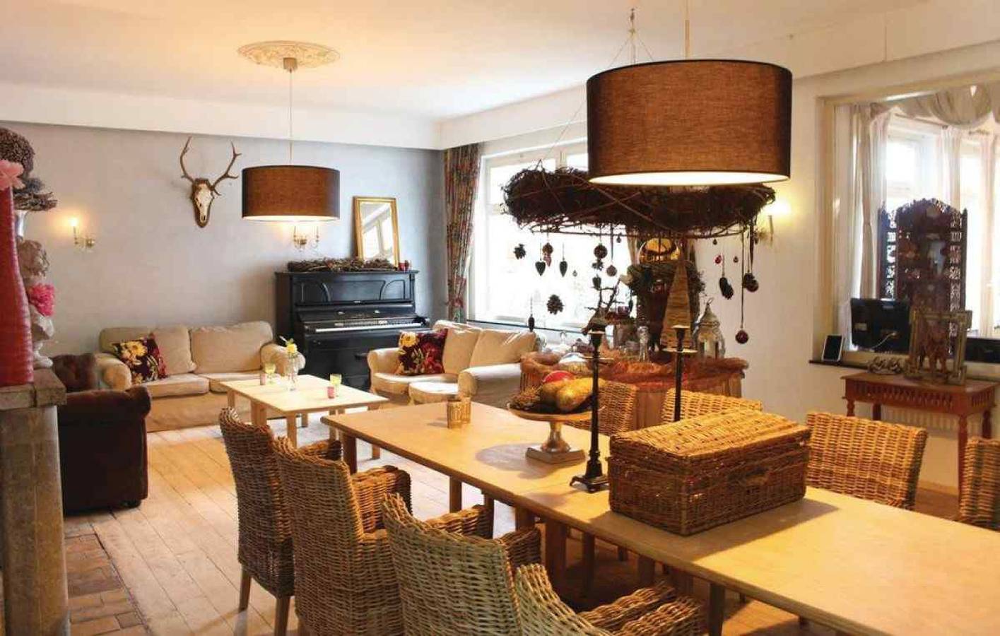 Prachtige 12 persoons villa in Zuid-Limburg met bubbelbaden in Limburg
