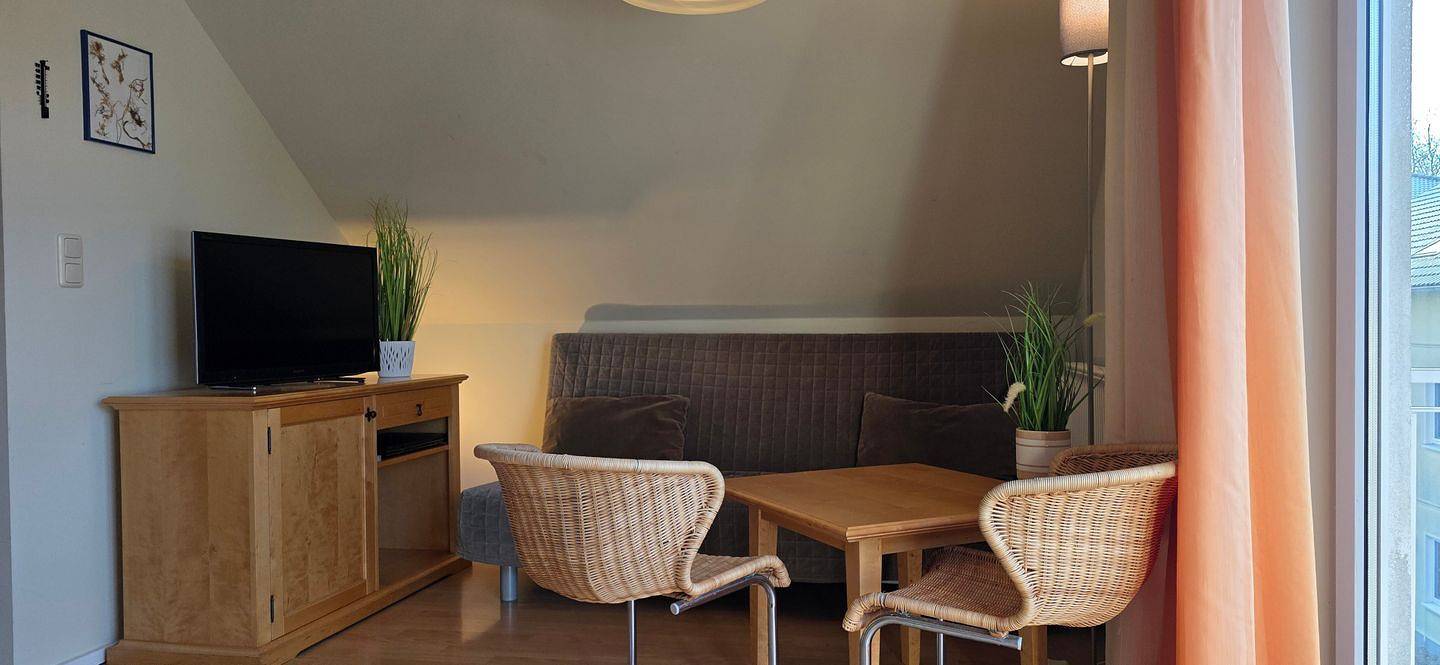 Apartamento entero, 1-Zi-Wohnung im Dachgeschoss (38 m²) mit Wlan in Graal-Müritz, Rostock y sus alrededores