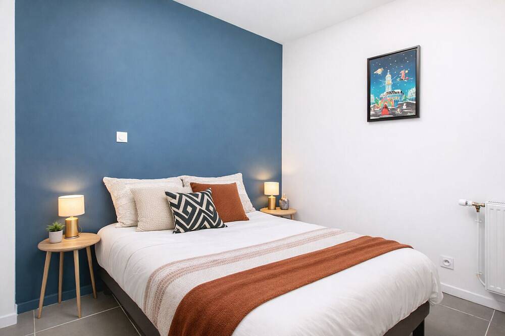Entire apartment, Modern apartment with 40m² terrace - Extremely practical in Arras, Arras region