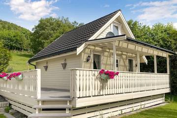 Ferienhaus für 4 Personen, mit Terrasse, mit Haustier in Fræna