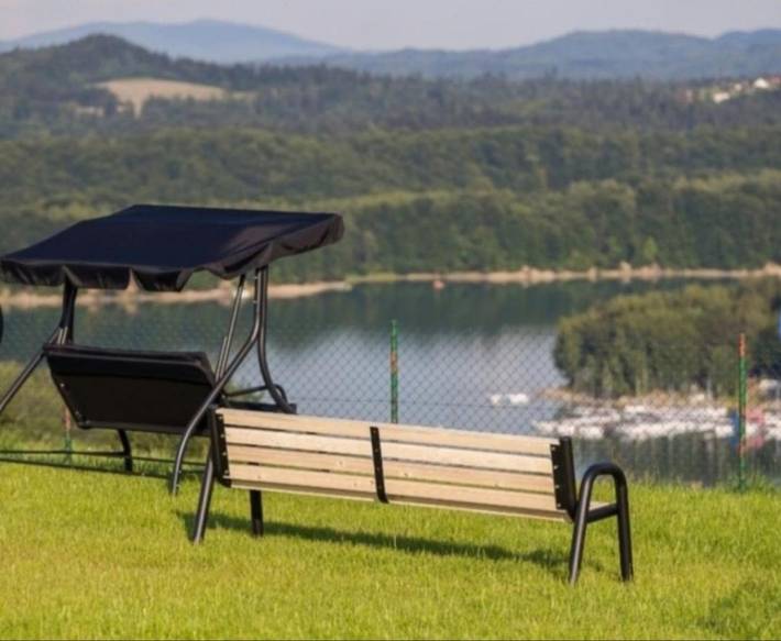 Apartament wakacyjny dla 2 osób, z ogród i widok oraz widok na jezioro w Solina