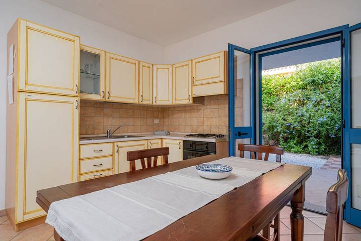 Gîte pour 4 personnes, avec balcon/terrasse et piscine à Monte Petrosu - 3