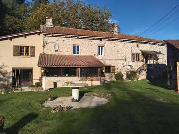Gîte pour 4 personnes, avec terrasse et jardin dans Sousceyrac-en-Quercy