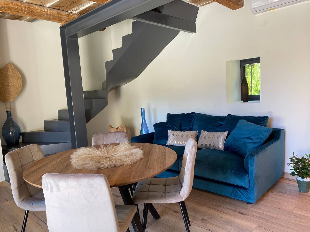 Ferienhaus „Daudet – Steinhaus“ mit Gemeinschaftspool, Wlan und Klimaanlage in Saint-Rémy-de-Provence, Arles und Umgebung