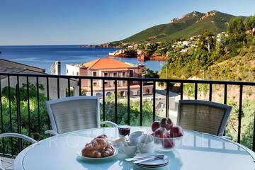 Villa pour 4 personnes, avec piscine à Théoule-sur-Mer