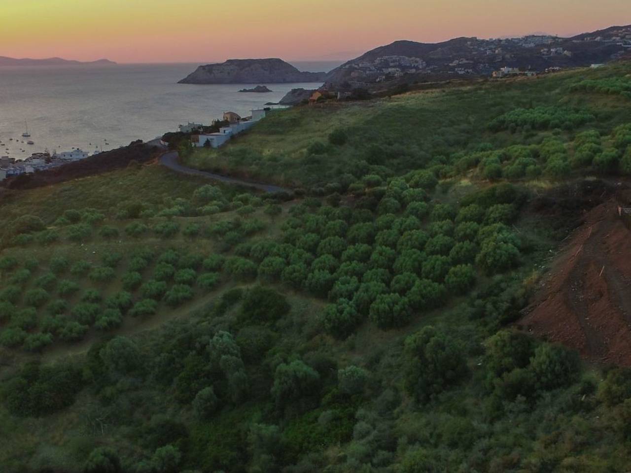 "Villa Kallia" mit Infinity-Pool in Agia Pelagia, Achlada