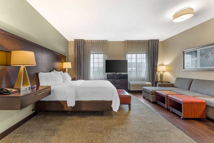 Hotel para 4 personas, con piscina - 1