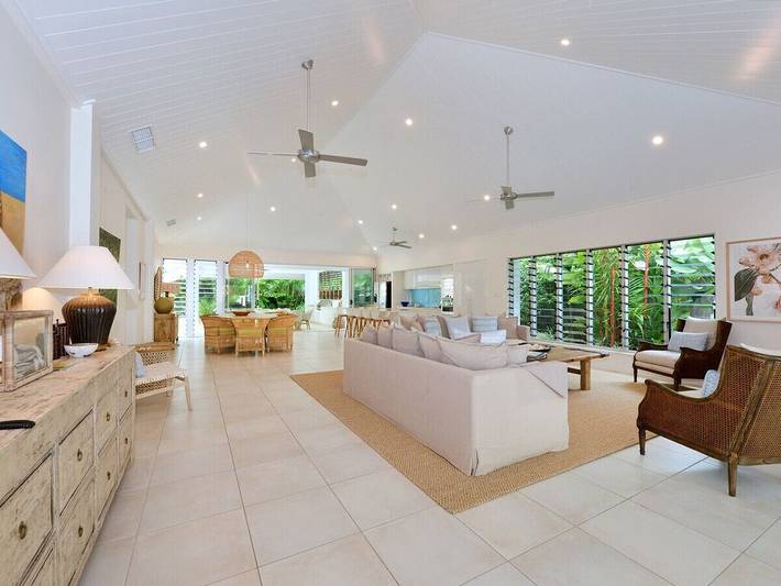 Holiday home for 8 people, with terrace in Port Douglas