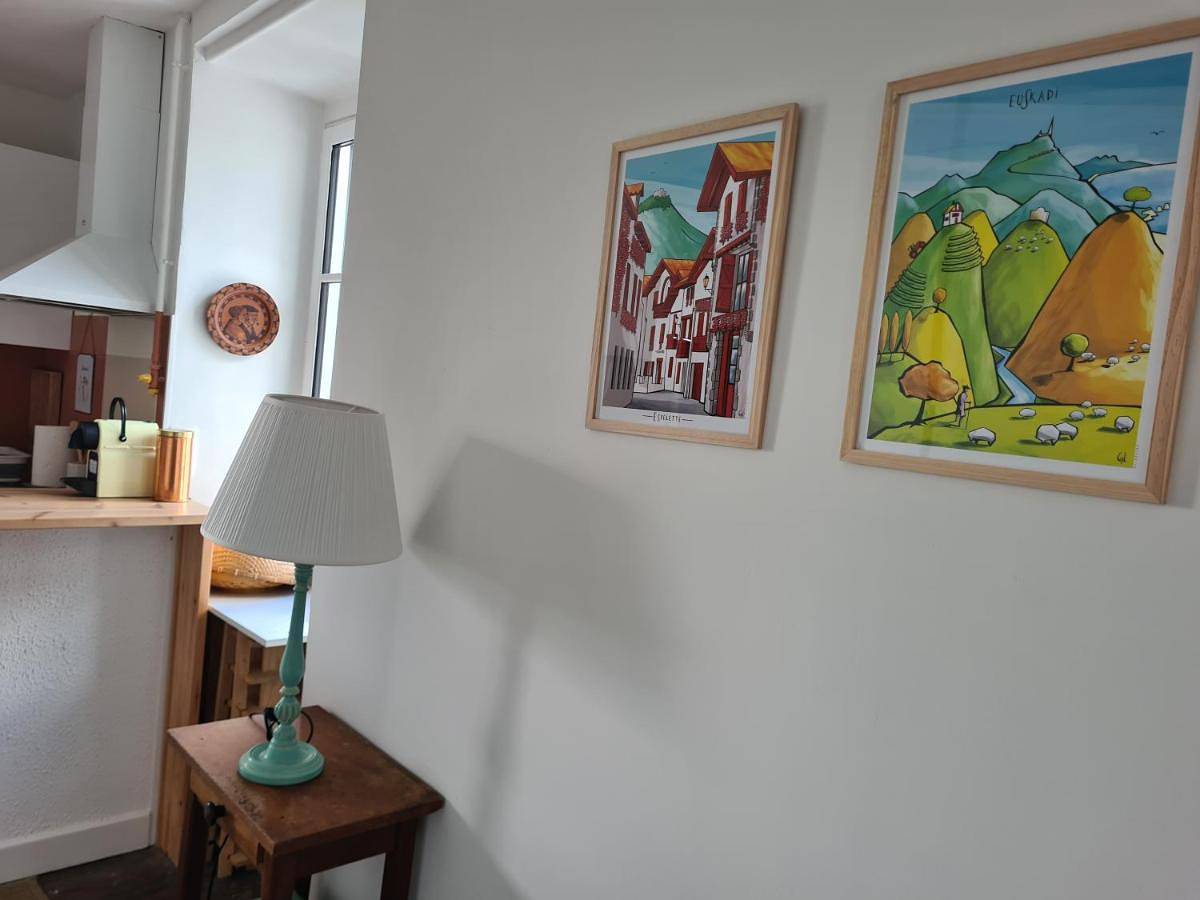 Appartement entier, Two-Bedroom Apartment in Espelette, Région de Bayonne