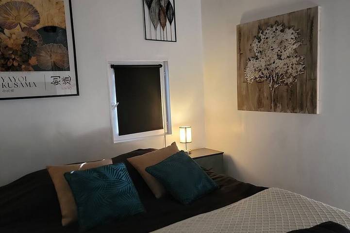 Location de vacances pour 3 personnes, avec terrasse et jardin à Garéoult - 3