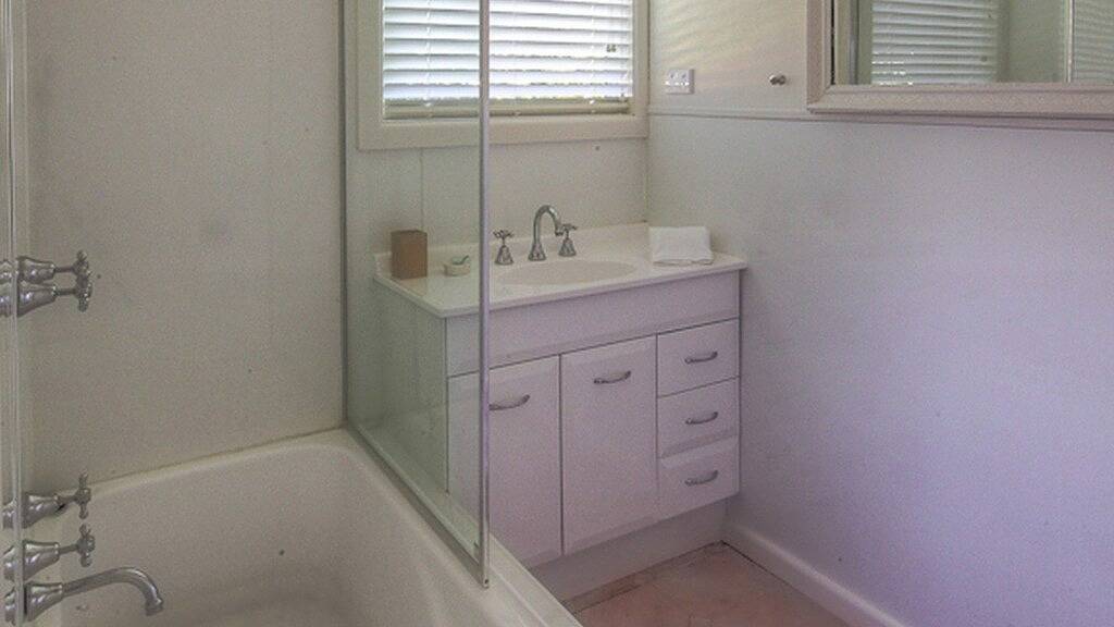 Das Häuschen des Jungen - circa: 1861 in Port Fairy, Shire of Moyne