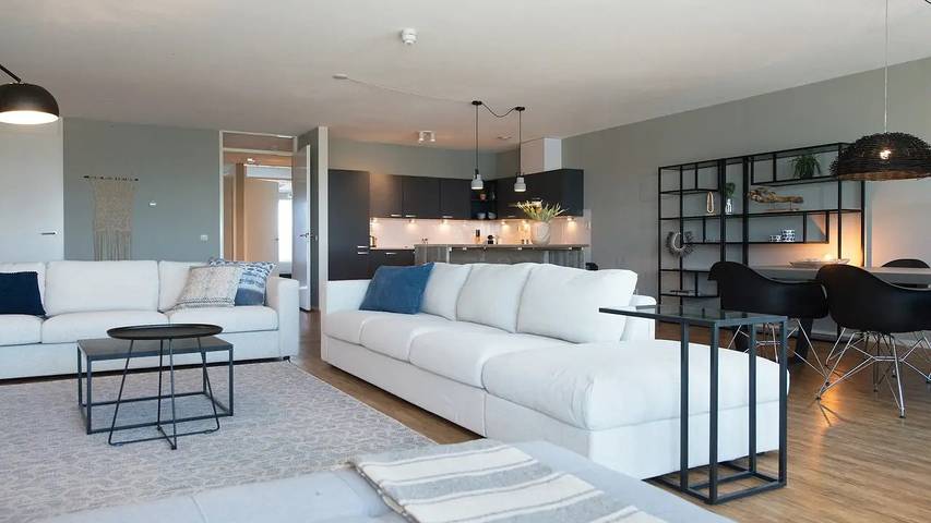 Appartement voor 6 personen, met balkon in Den Haag