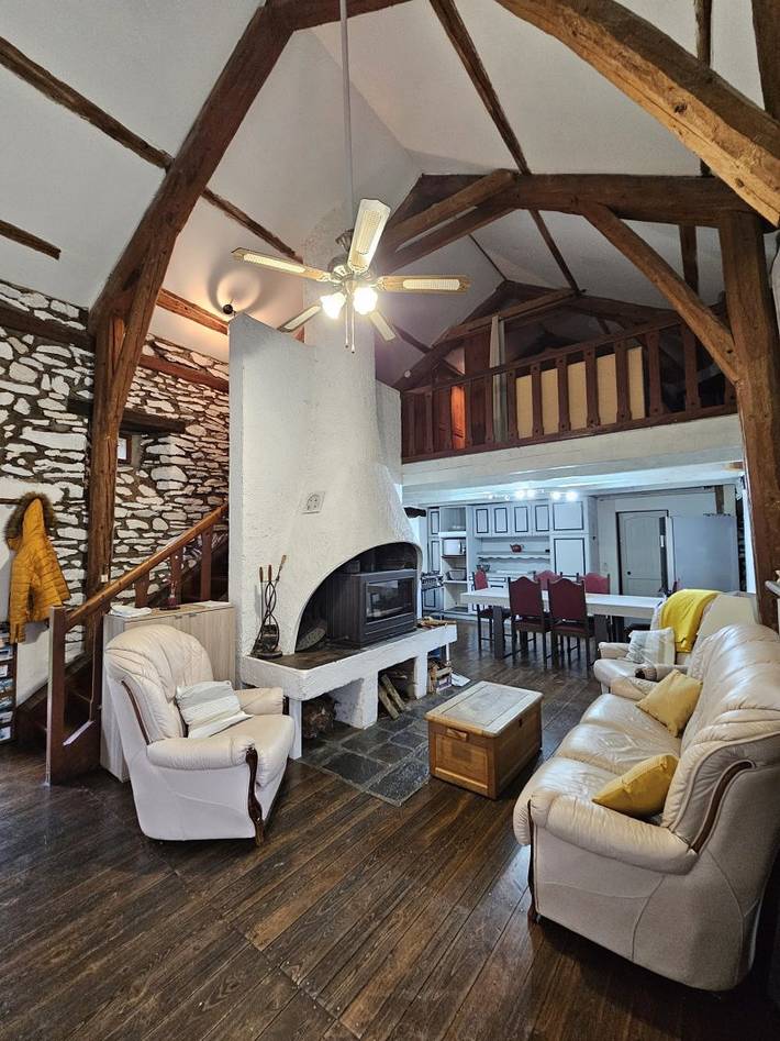 Gîte pour 6 personnes, avec terrasse dans Lozère - 3