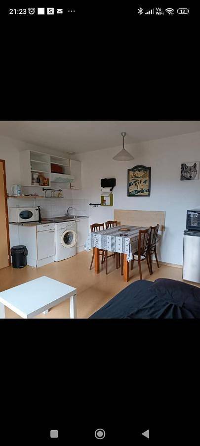 Gîte pour 4 personnes, avec piscine ainsi que vue et balcon, animaux acceptés à Ignaux - 4