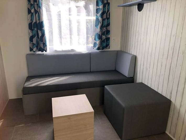Camping pour 4 personnes, avec Jacuzzi ainsi que Bassin pour enfant et Sauna à Saint-Georges-de-Didonne - 4