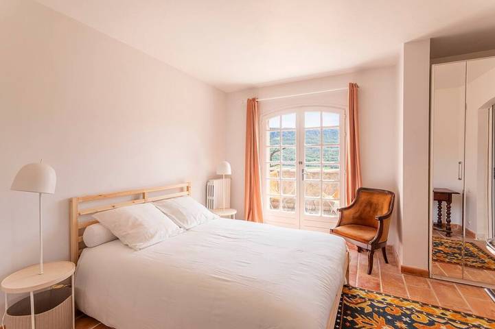 Location de vacances pour 8 personnes, avec jardin à Plan-d'Aups-Sainte-Baume - 3