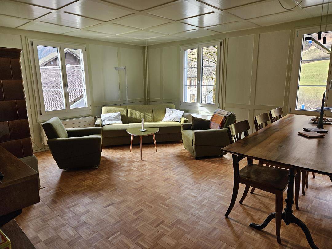 Ganze Wohnung, Revier z'Uhrmachers in Rüti GL, Glarus Süd