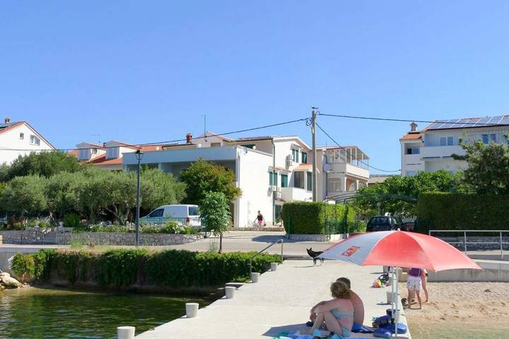 Ferienwohnung für 5 Personen, mit Balkon/Terrasse in Barbat na Rabu - 2